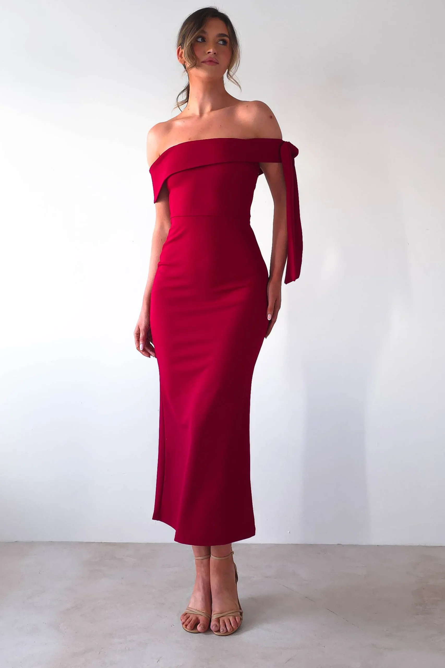 Amalthea Off the Shoulder Midaxi | Dark Red