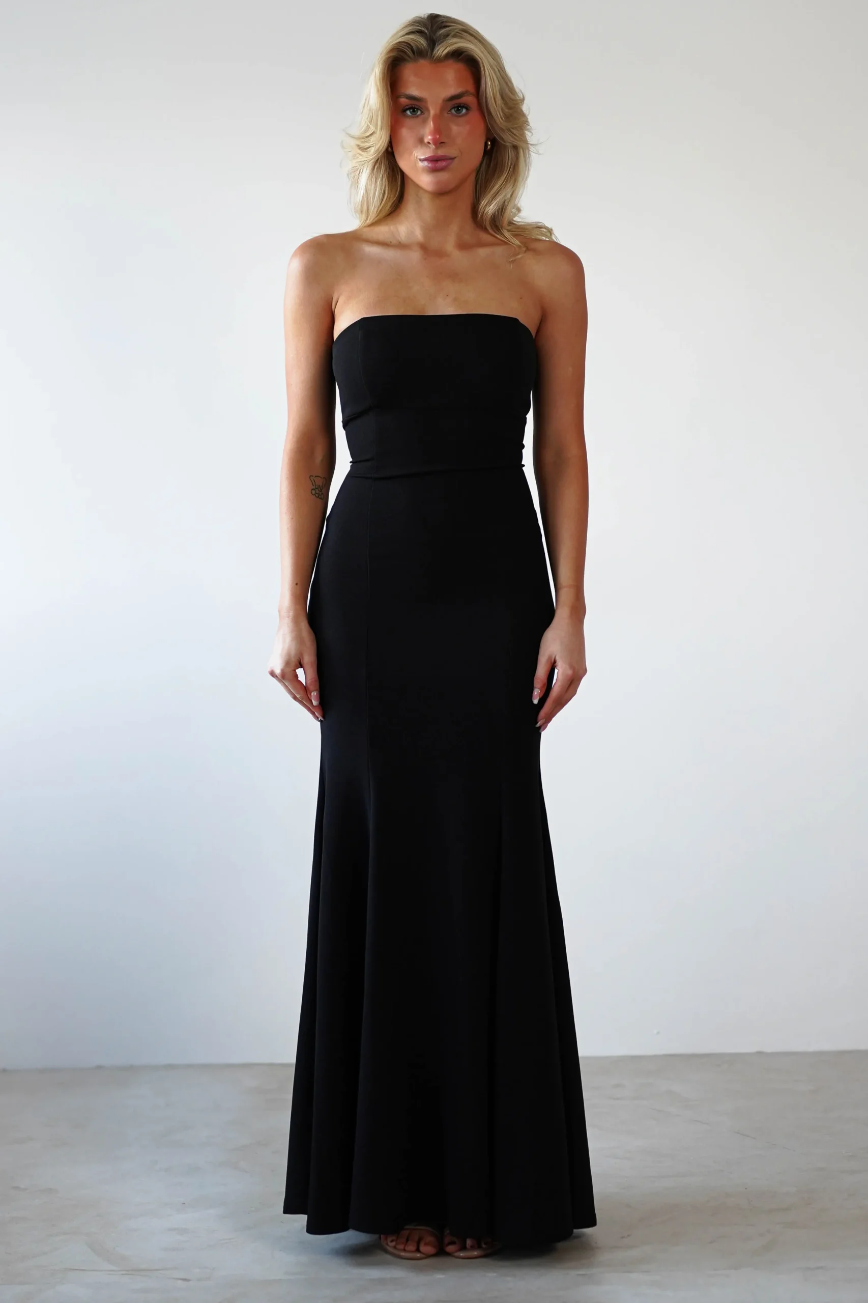 Charla Bodycon Maxi Gown | Black
