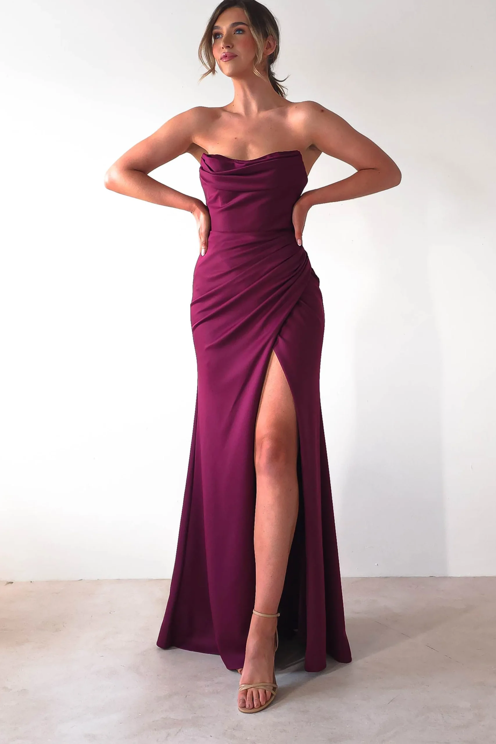 Grasie Bodycon Strapless Gown | Wine