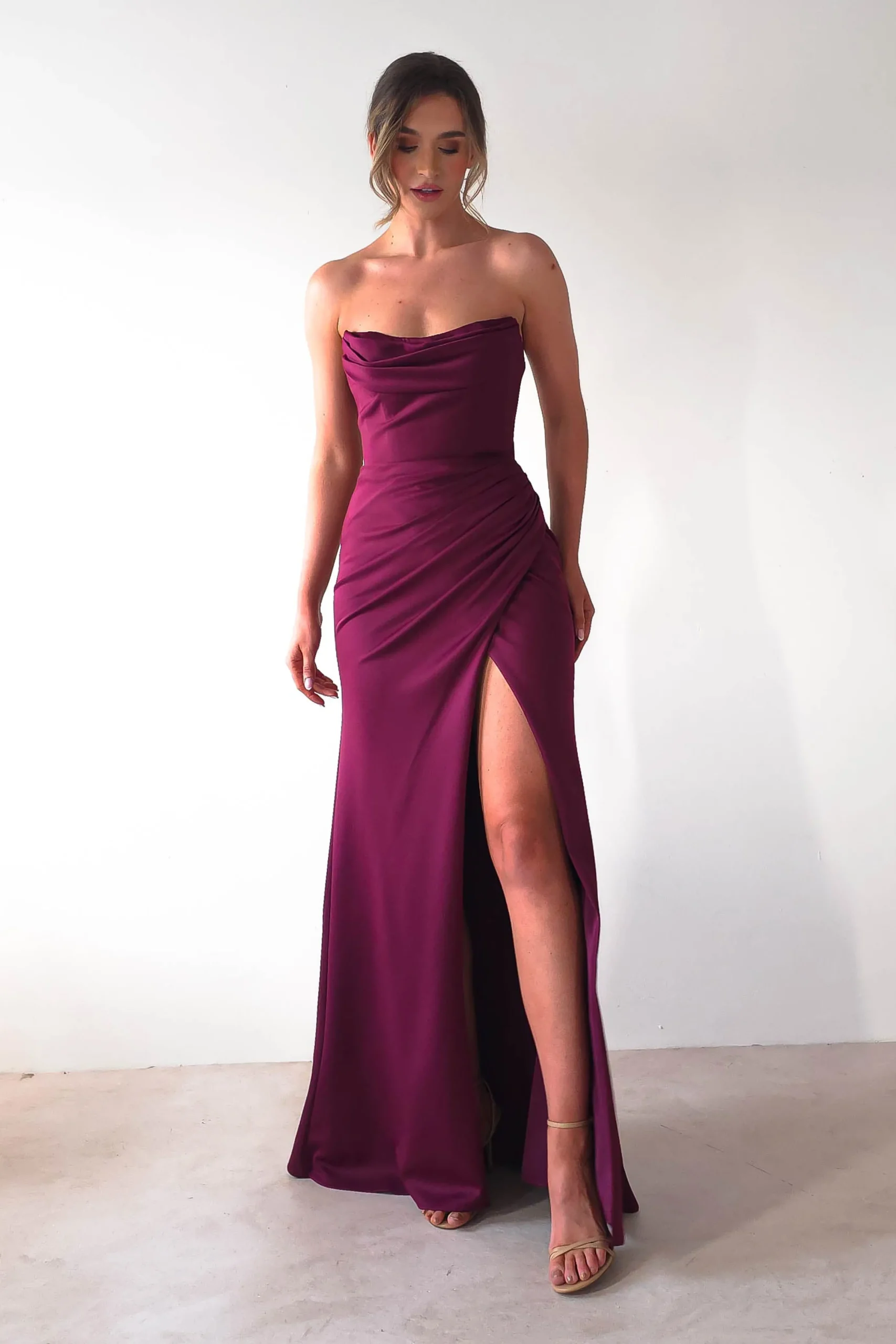 Grasie Bodycon Strapless Gown | Wine