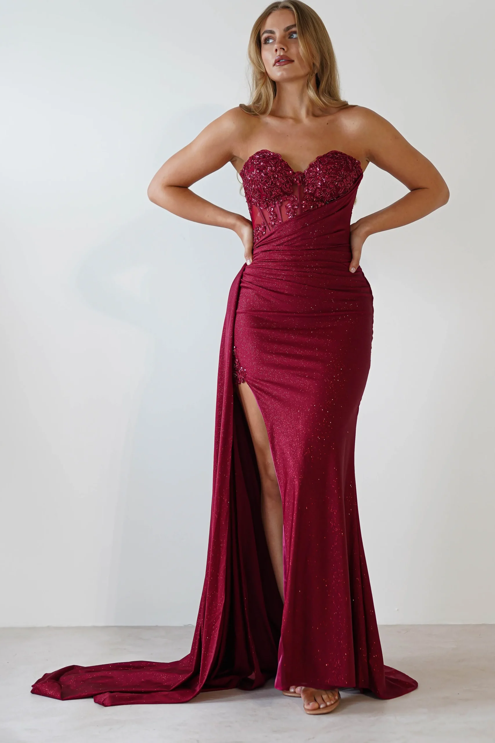 Lavelle Glitter Bodycon Gown | Burgundy