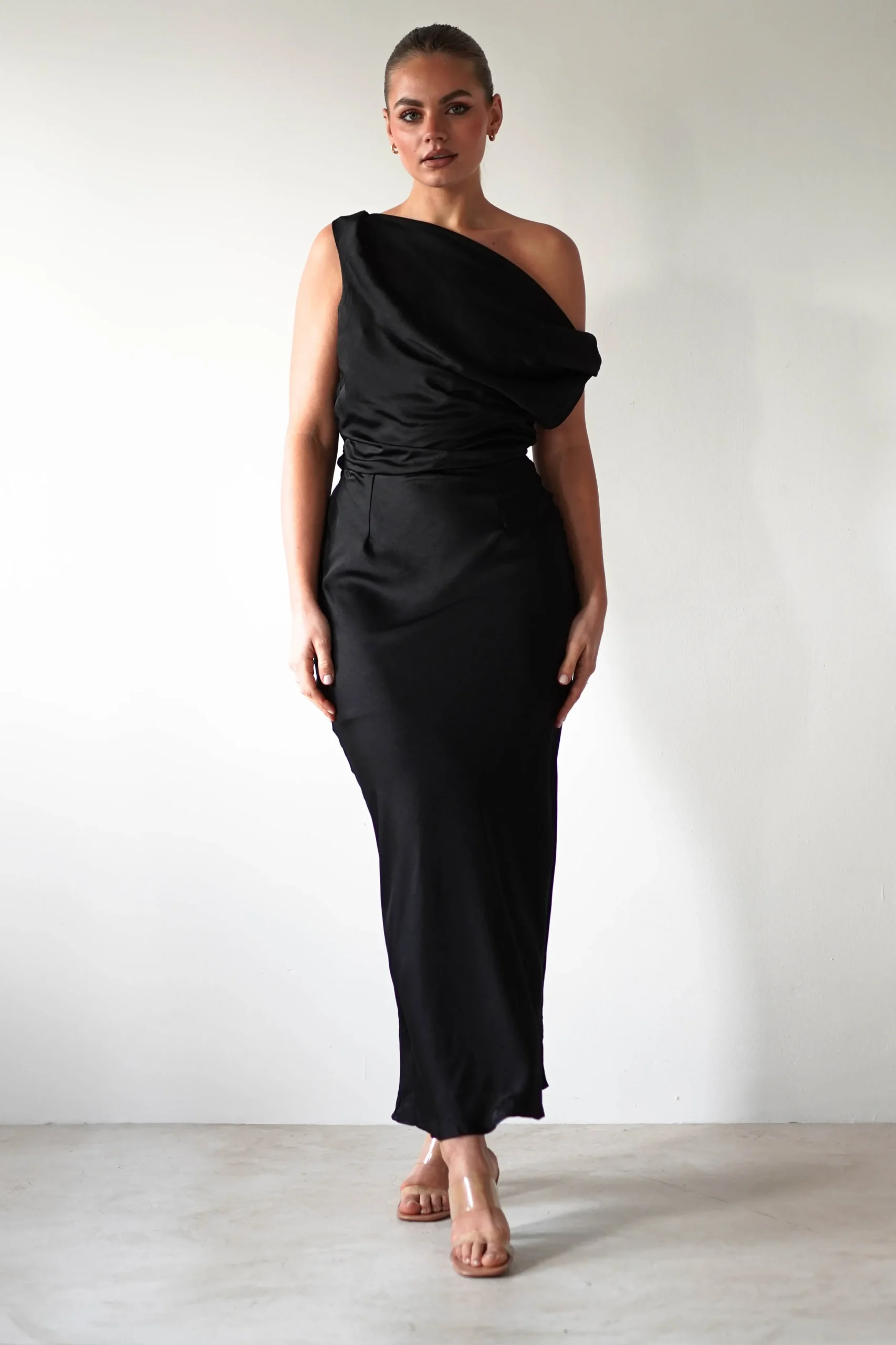 Odelle Soft Off The Shoulder Maxi | Black