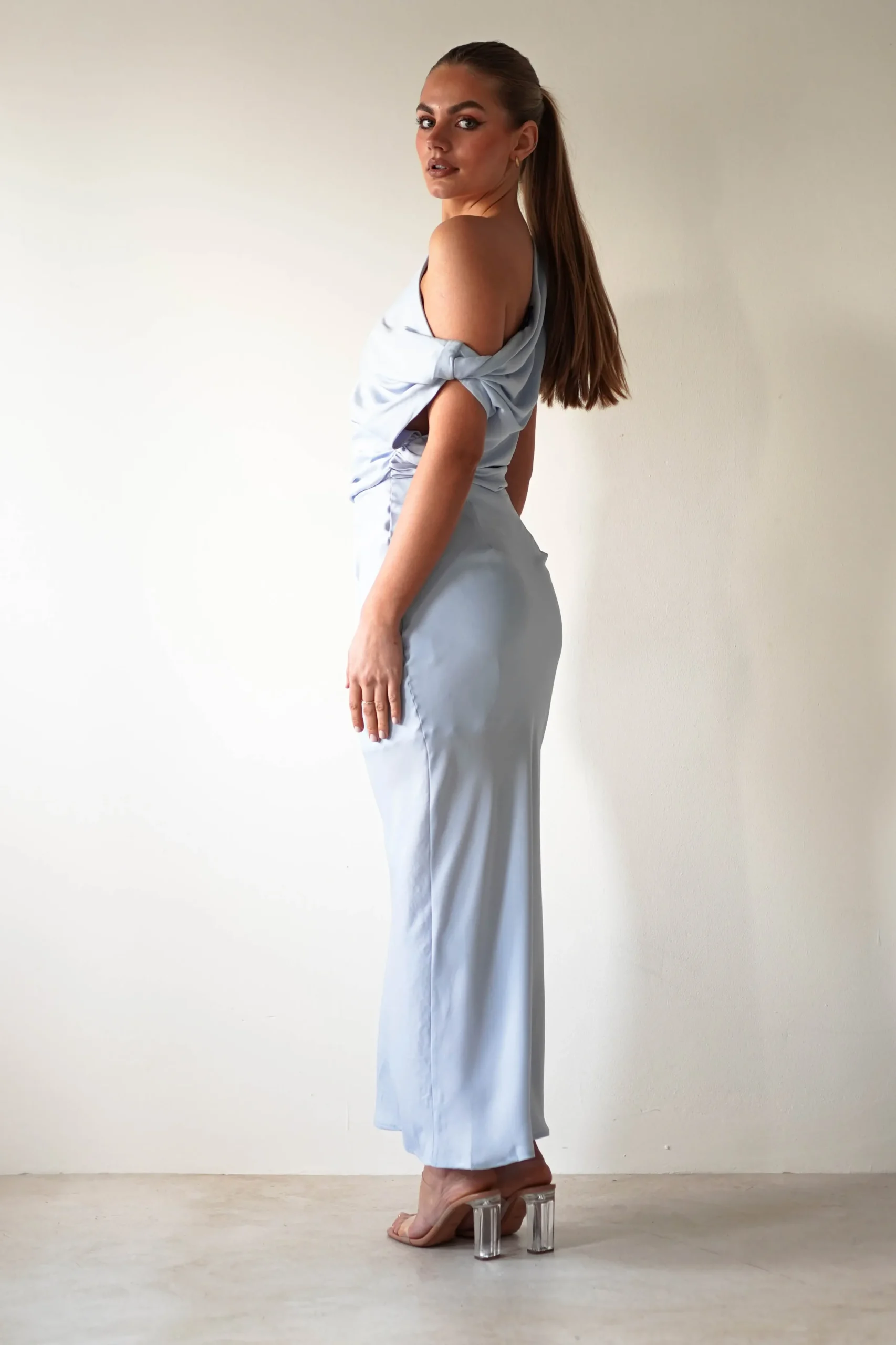 Odelle Soft Off The Shoulder Maxi | Blue