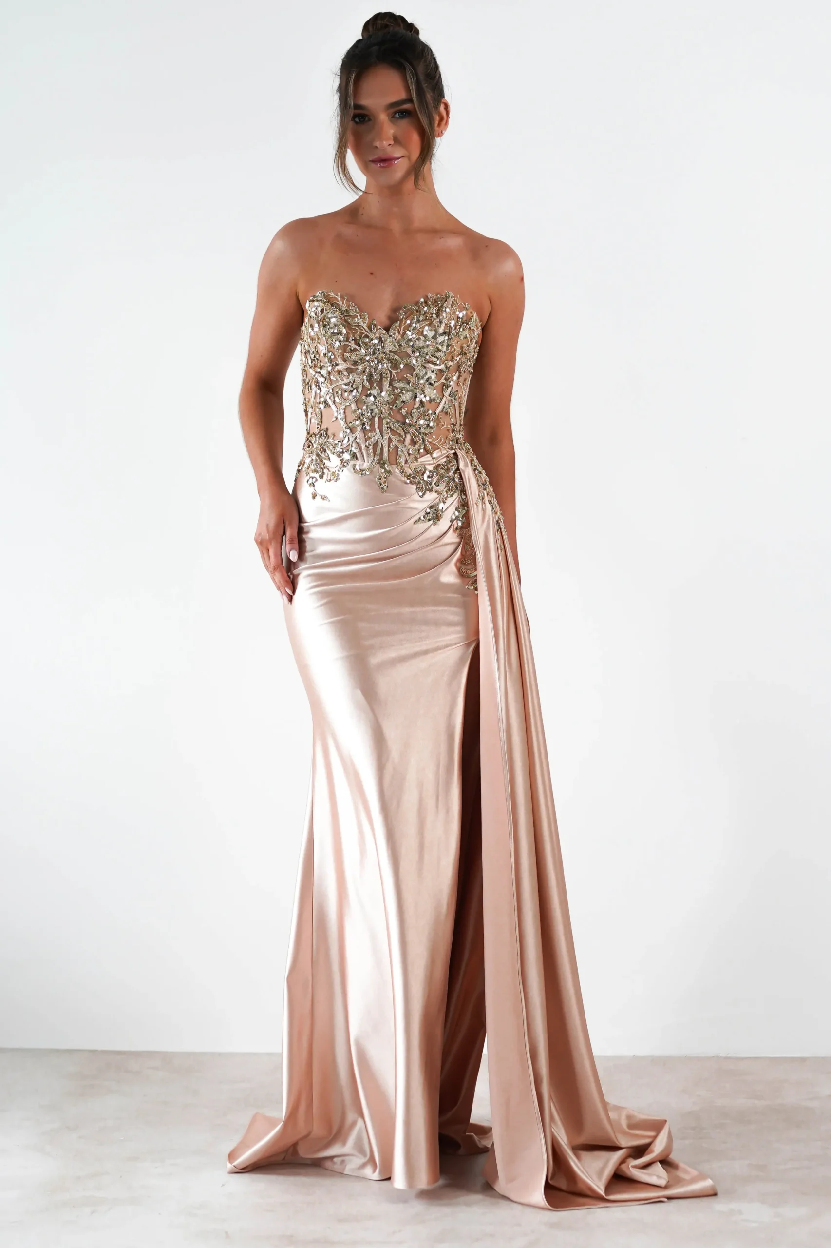 Saraya Bodycon Embellished Gown | Gold