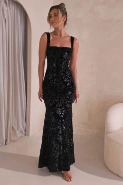 Sharma Squareneck Velvet Gown | Black