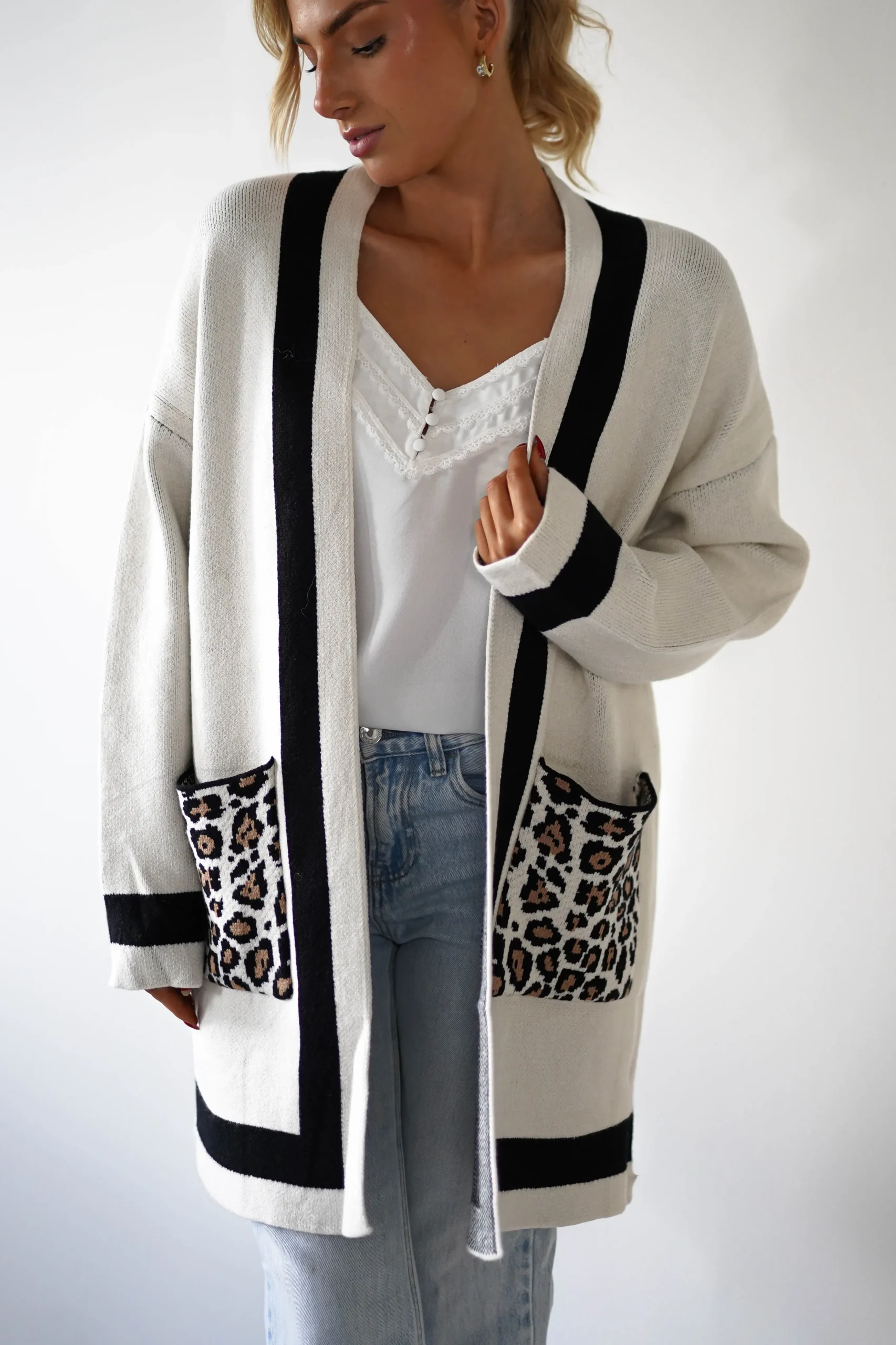 Tadriah Leopard Print Detail Cardigan